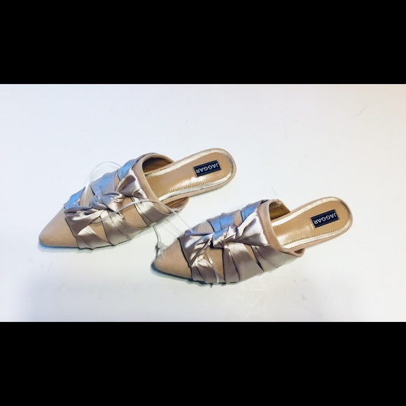 JAGGAR  Statue Flats - Picture 5 of 6